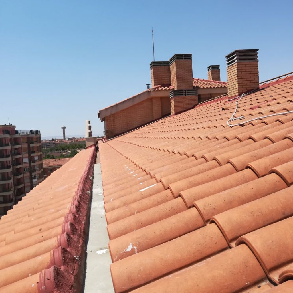 Proyecons | Impermeabilización de los canales de un tejado