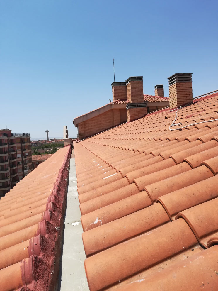 Proyecons | Impermeabilización de los canales de un tejado